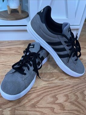Adidas Daily 2.0 Gray and Black Sneakers